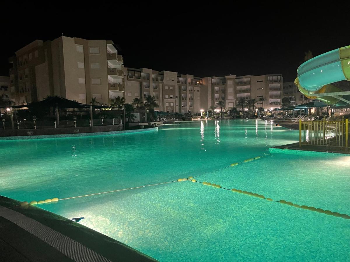 Palm Folla * Monastir