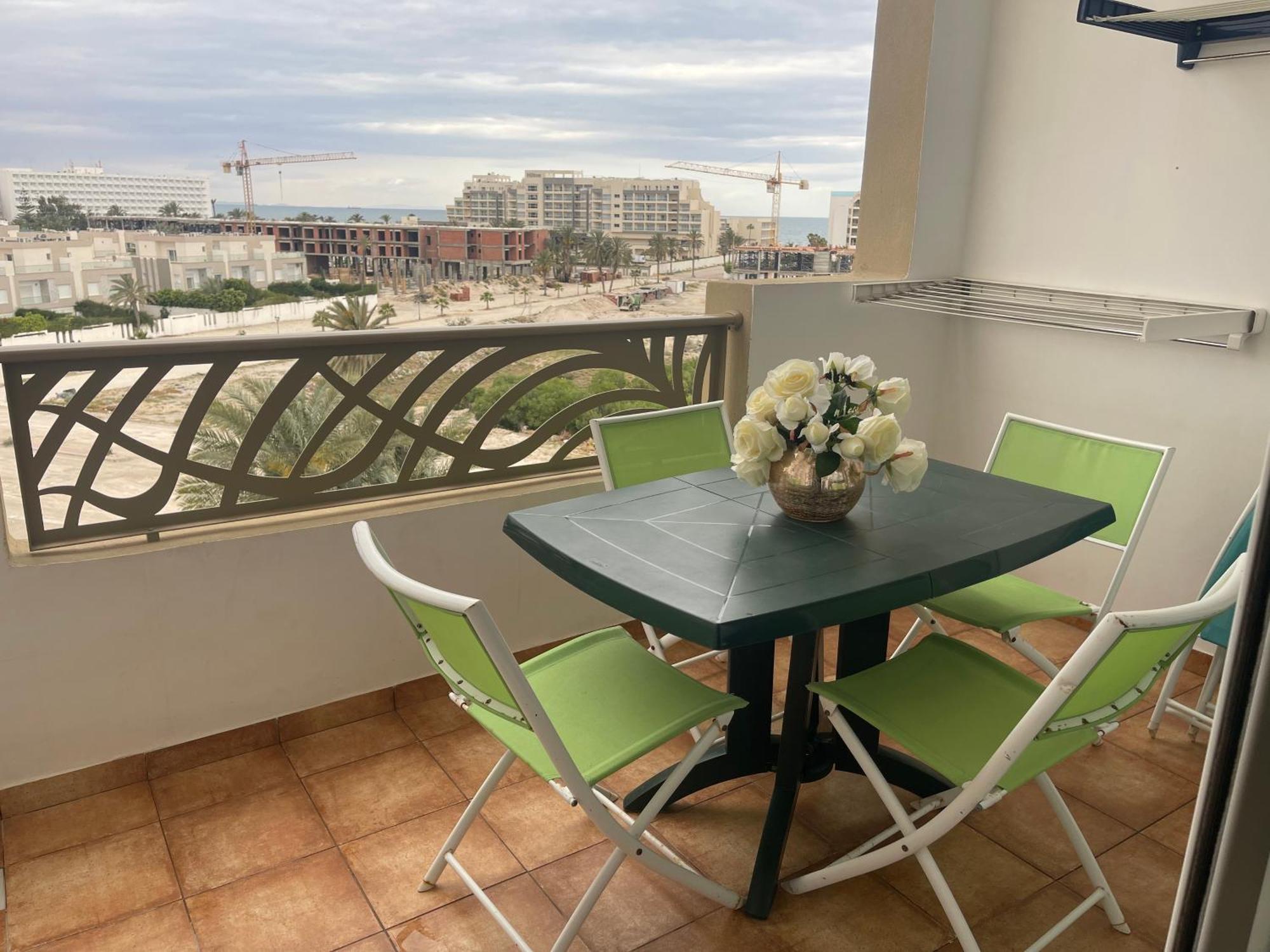 Apartament Palm Folla *